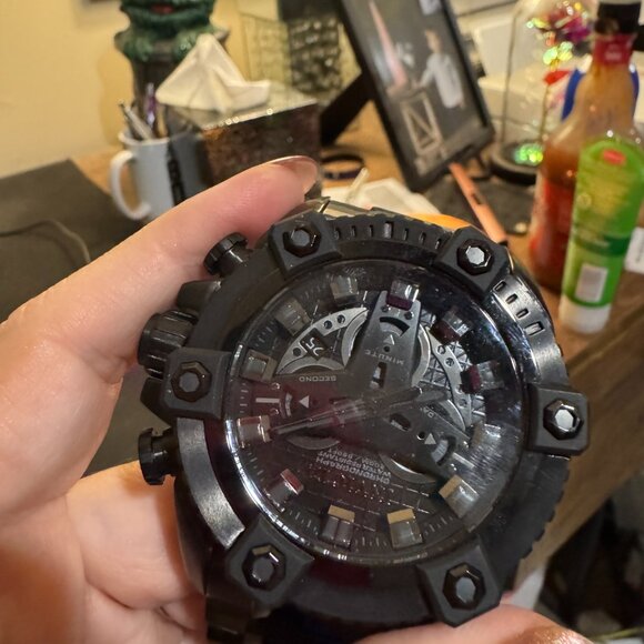 Invicta Model 24314 - Men's Watch Only worn once - Picture 3 of 7